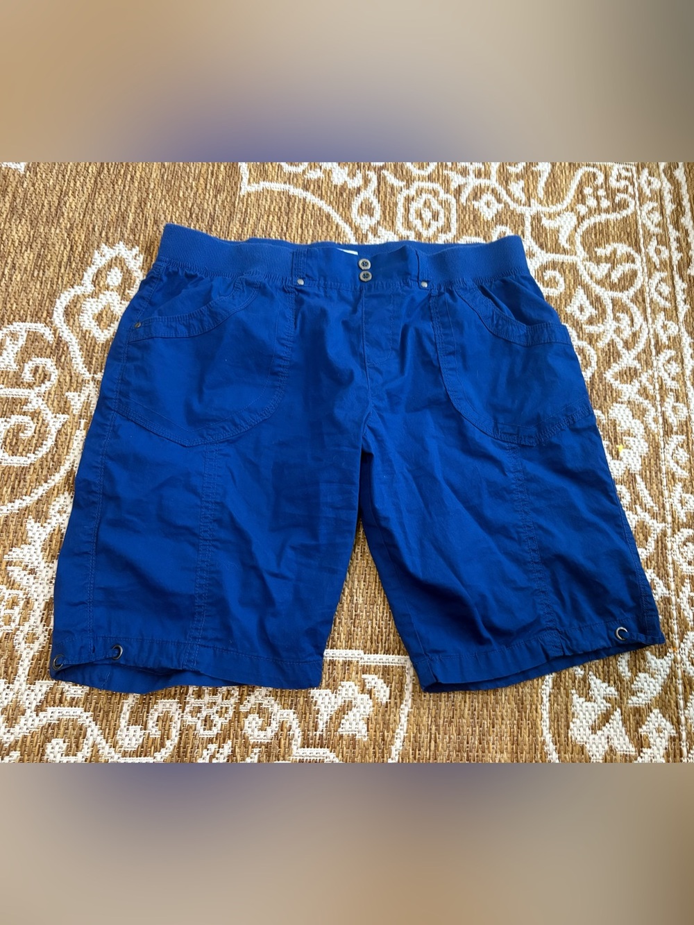 dash Women's Blue Cargo Shorts Size L 10" Inseam Cotton Spandex Stretch Pockets